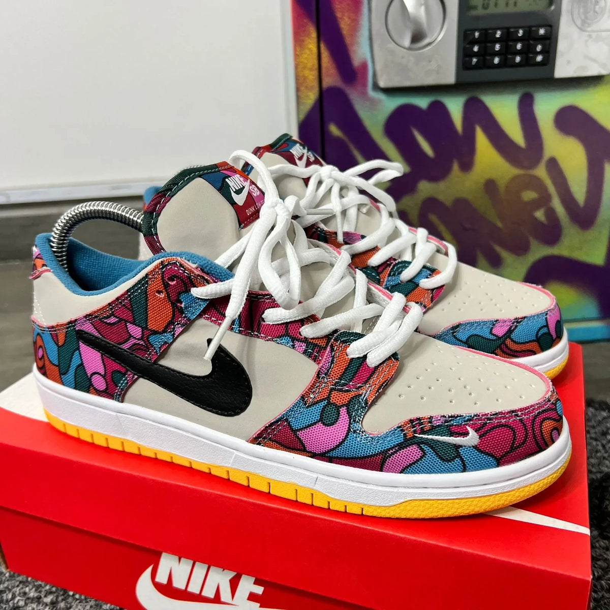 Nike SB Dunk X Parra oficial