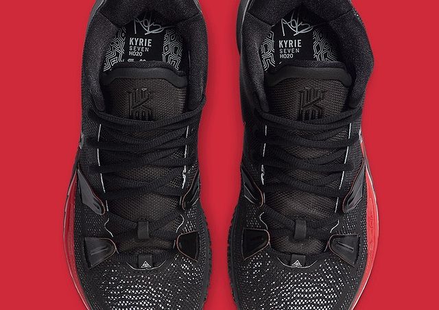 kyrie 7 noir rouge