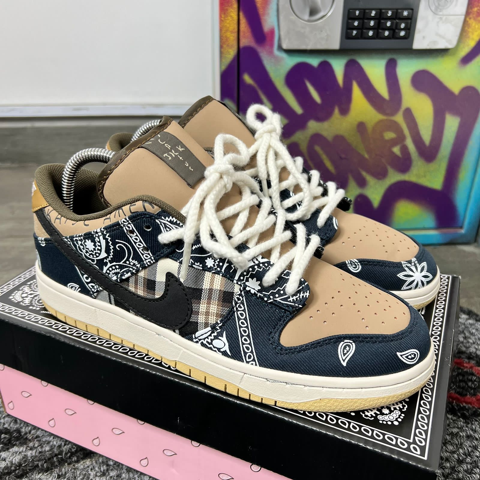 Sb Dunk Low Baskets Travis Scott Nike Dunk X Store